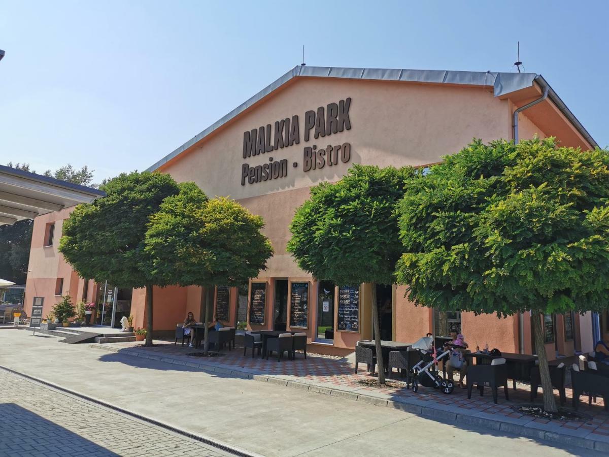Malkia Penzion Orechova Poton Exterior photo